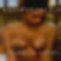 Columbus, women looking woman