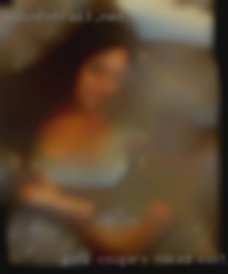 Girl cougars naked masterbaiting near Laredo.