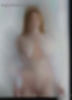 Hairest nudewomen in theworld.