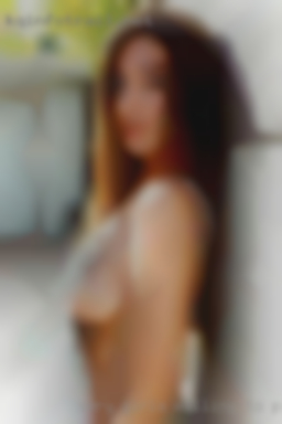 Very girls willing to please you in Fulton Illinois.